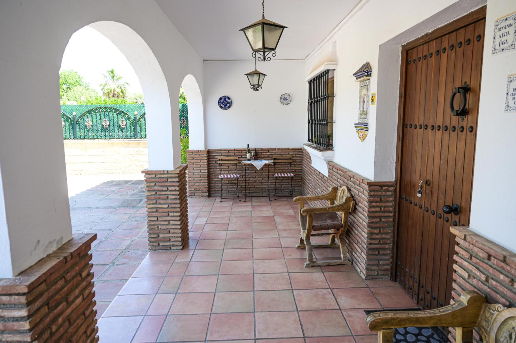 Amplia Casa Rural Con Precioso Jardin Cerca De Malaga Capital. Habitación foto